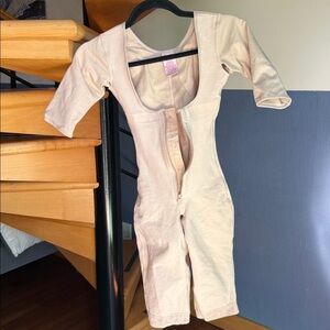 Salome Faja After Surgery XS Colombian Compression With Sleeves Body Shaper